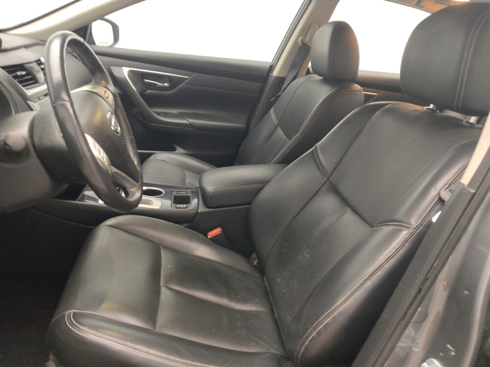 2016 Nissan Altima in Morrow, GA 30260 - 18134471 17