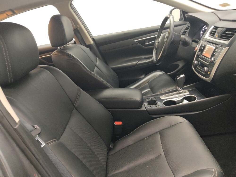 2016 Nissan Altima in Morrow, GA 30260 - 18134471 21