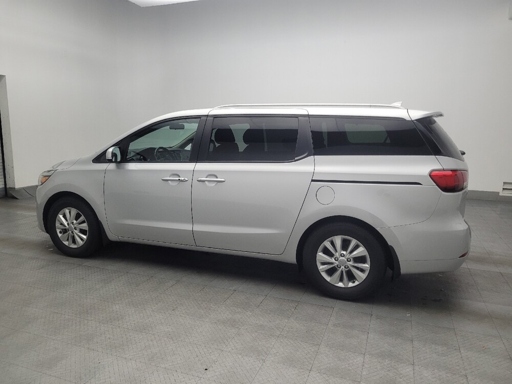 2018 Kia Sedona in Marietta, GA 30062 - 18134472 3