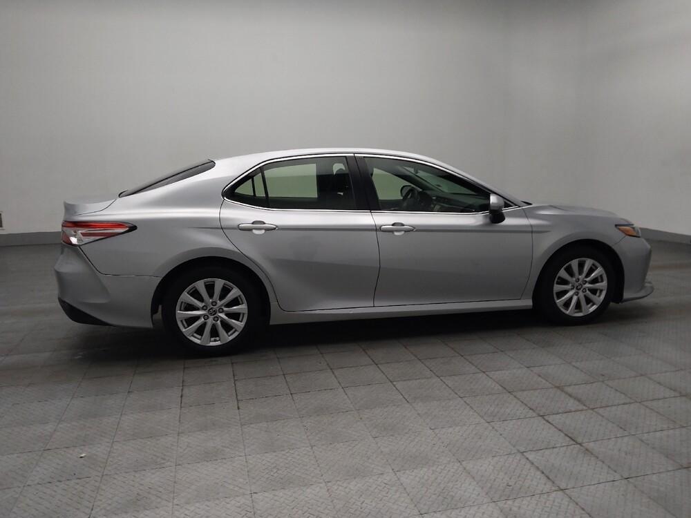 2018 Toyota Camry in Jackson, MS 39211 - 18134475 10