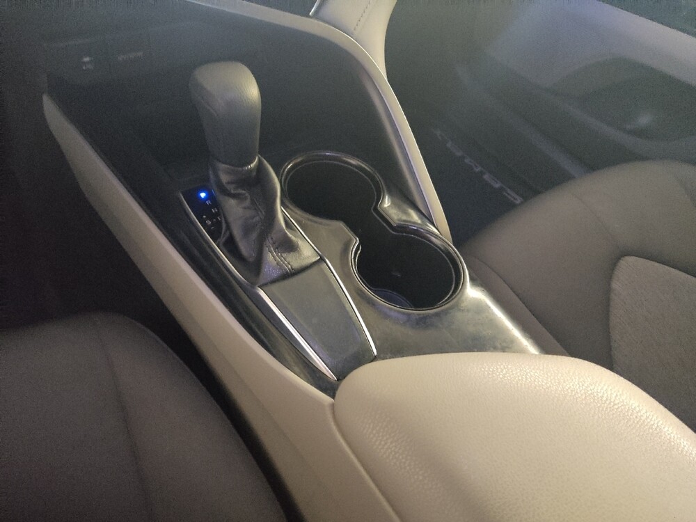 2018 Toyota Camry in Jackson, MS 39211 - 18134475 26