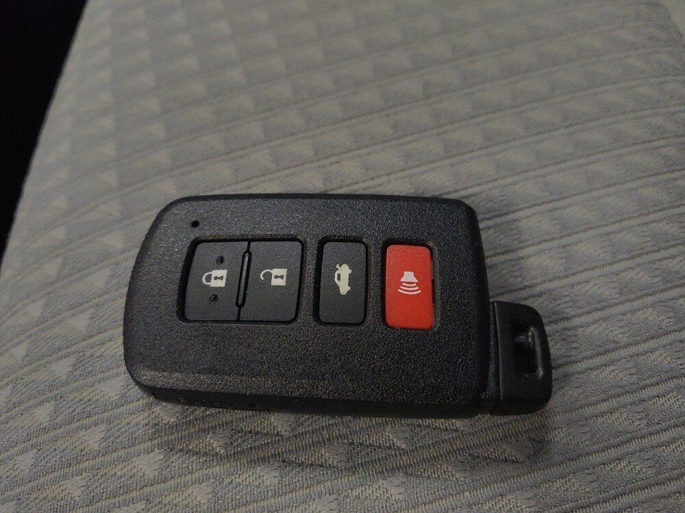 2014 Toyota Camry in Phoenix, AZ 85015 - 18134483 32