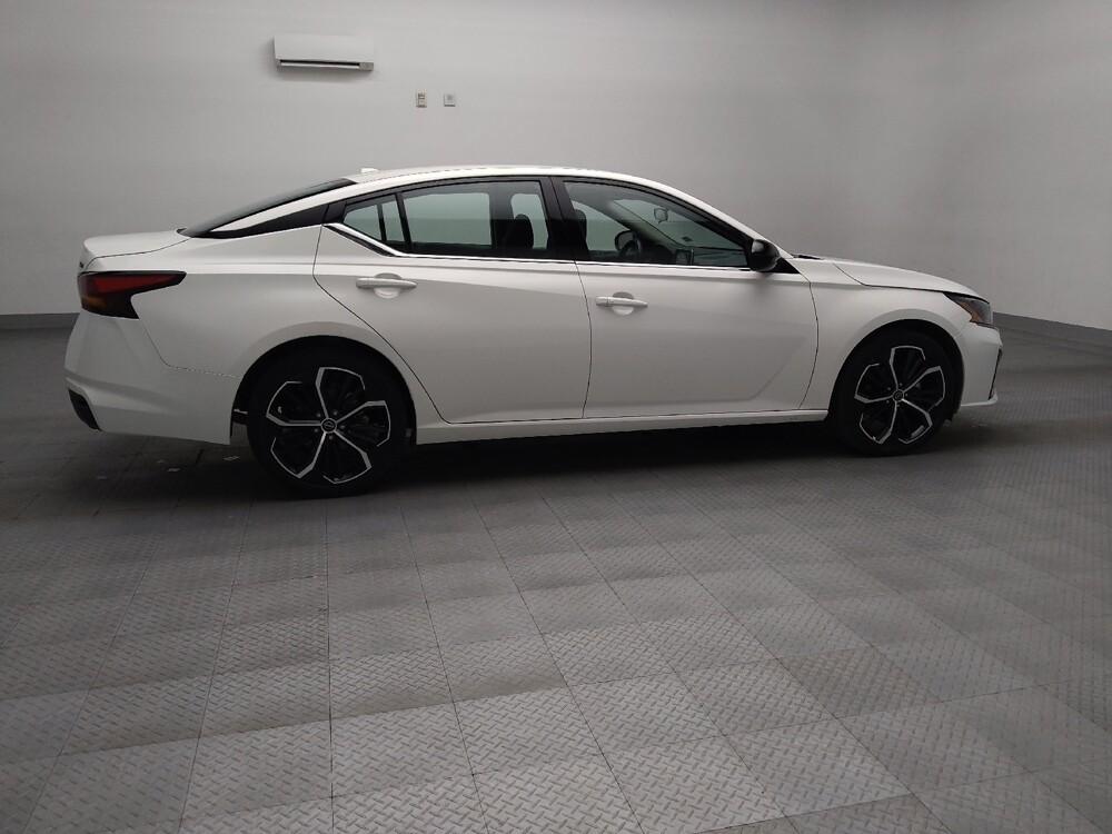 2025 Nissan Altima in Tulsa, OK 74145 - 18134491 10