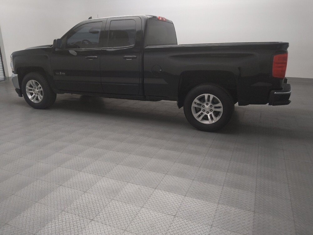 2019 Chevrolet Silverado 1500 in El Paso, TX 79907 - 18134496 3