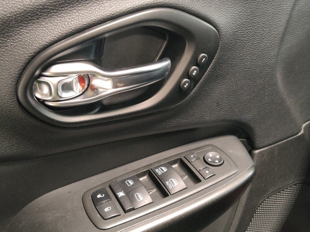 2021 Jeep Cherokee in Arlington, TX 76011 - 18134498 27