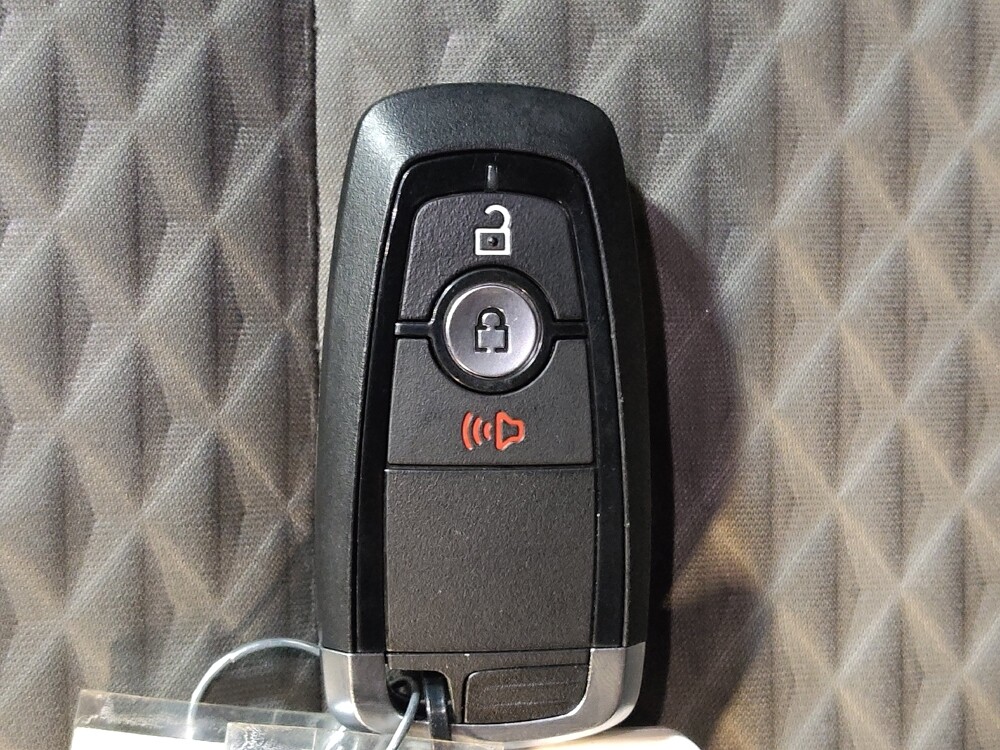 2020 Ford Escape in Arlington, TX 76011 - 18134502 32