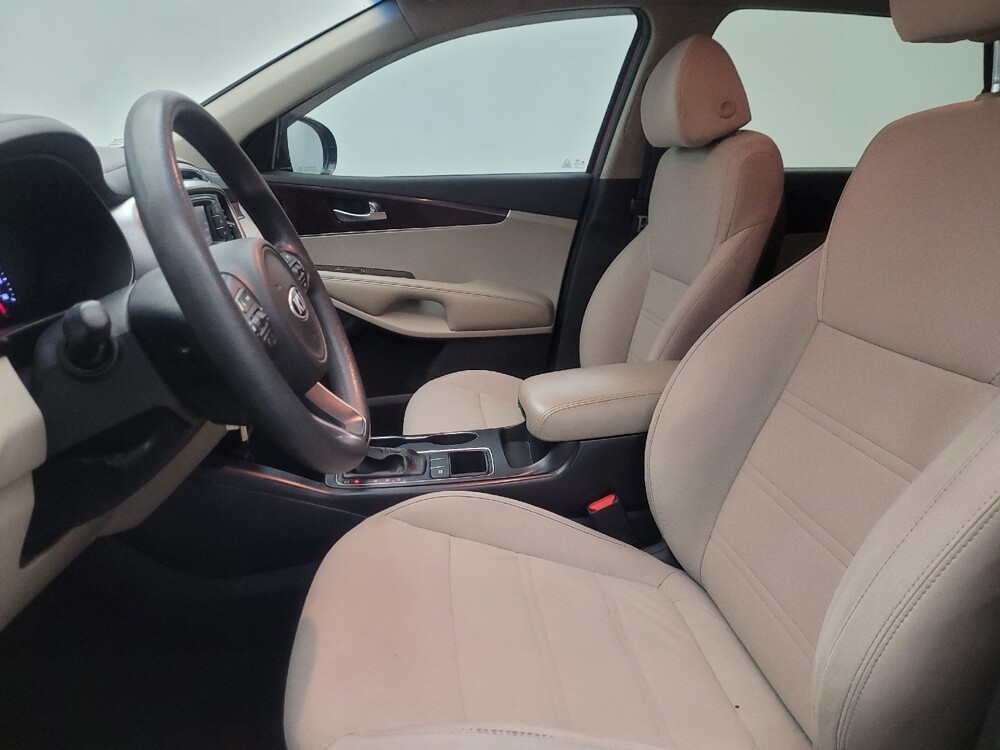 2018 Kia Sorento in Mesa, AZ 85210 - 18134518 17