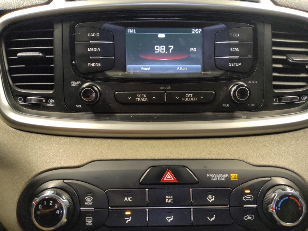 2018 Kia Sorento in Mesa, AZ 85210 - 18134518 25