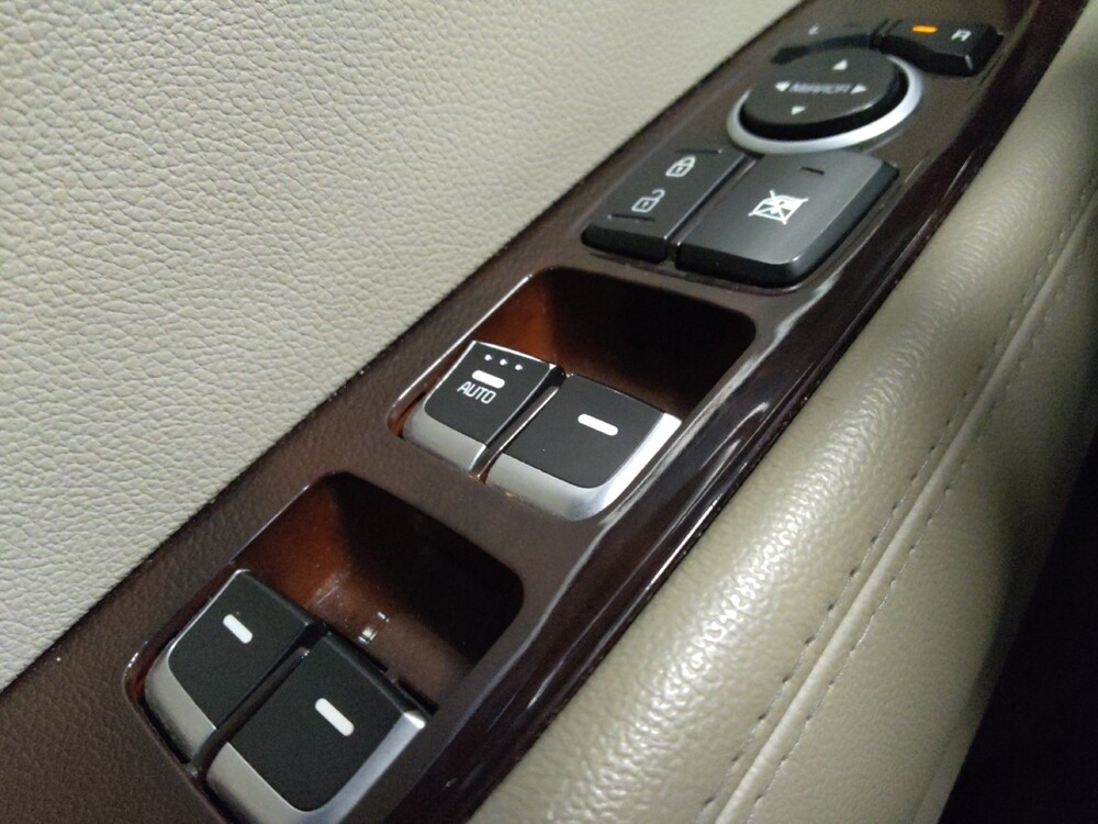 2018 Kia Sorento in Mesa, AZ 85210 - 18134518 27