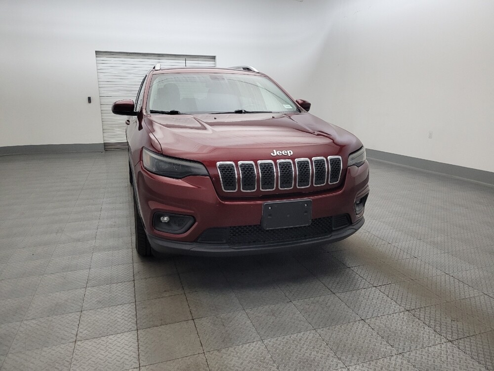 2019 Jeep Cherokee in Glendale, AZ 85301 - 18134522 14