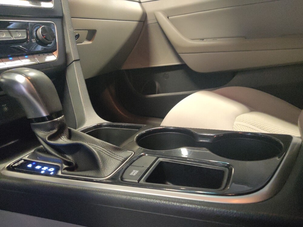 2018 Hyundai Sonata in Tucson, AZ 85705 - 18134525 26