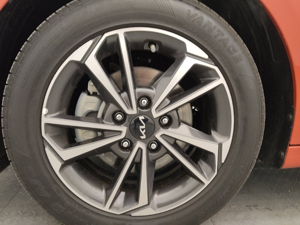 2024 Kia Forte in Fort Myers, FL 33907 - 18134527 31