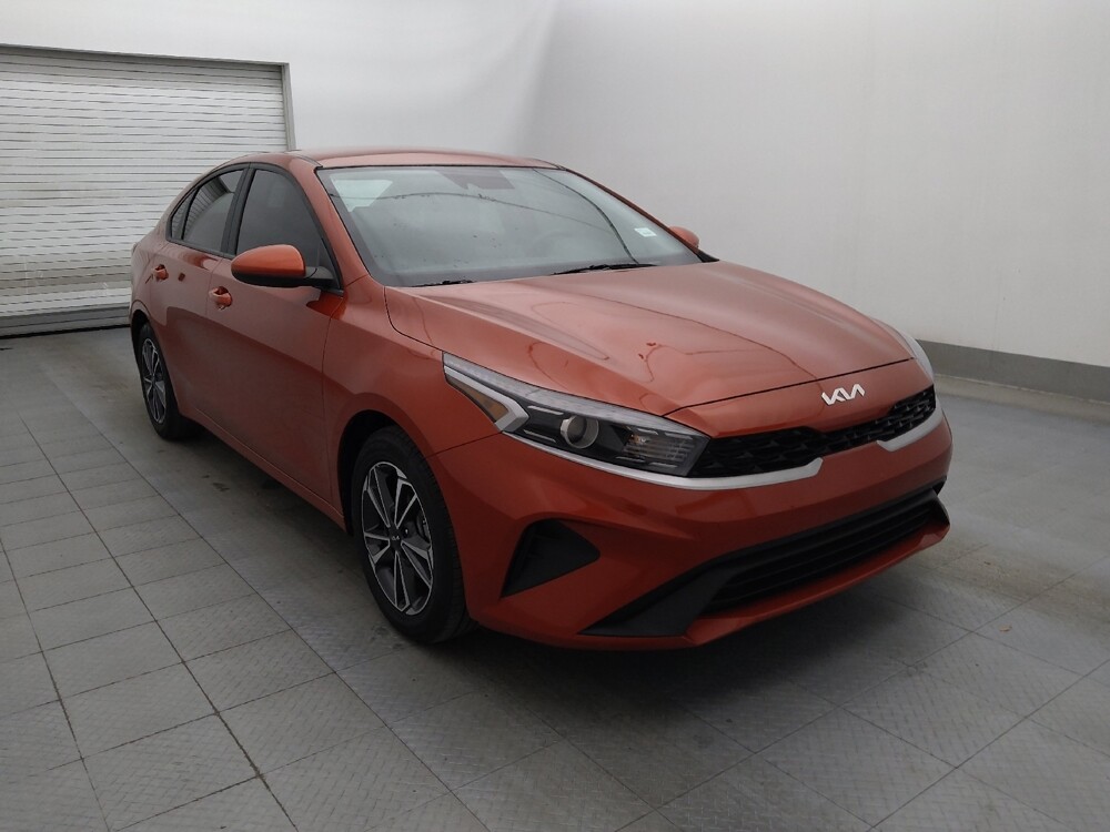 2024 Kia Forte in Fort Myers, FL 33907 - 18134527 13