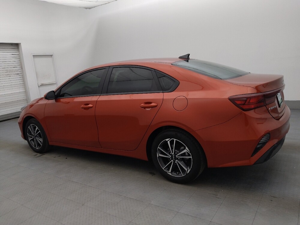 2024 Kia Forte in Fort Myers, FL 33907 - 18134527 3