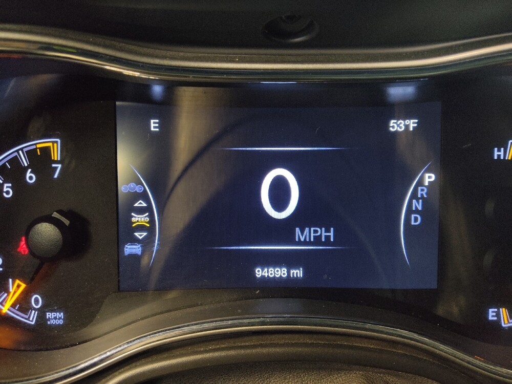 2019 Jeep Grand Cherokee in Tampa, FL 33619 - 18134535 23