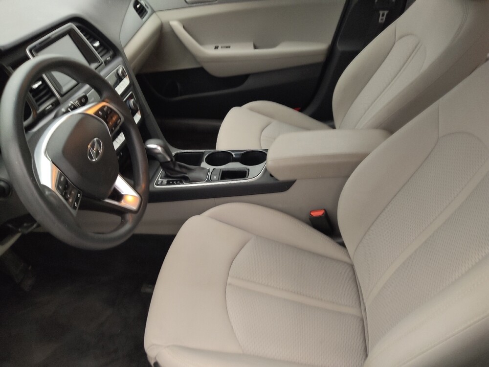 2019 Hyundai Sonata in Baton Rouge, LA 70816 - 18134539 17