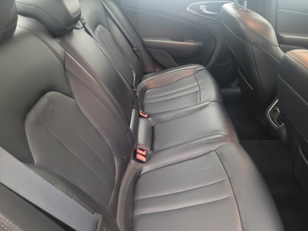 2015 Chrysler 200 in Baton Rouge, LA 70816 - 18134542 19