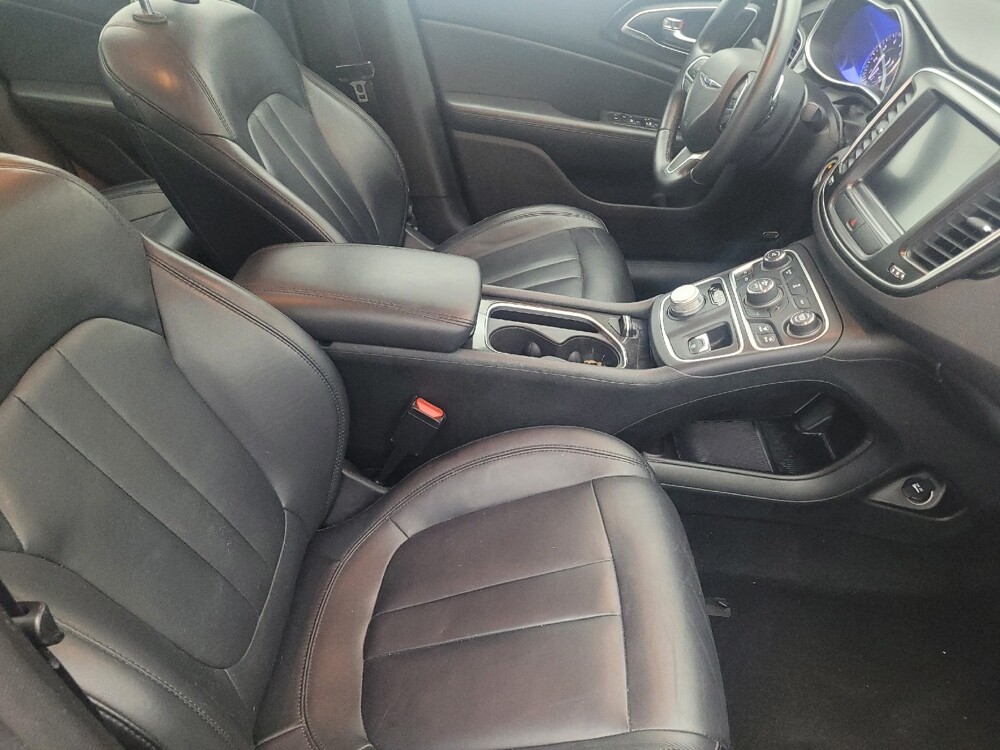 2015 Chrysler 200 in Baton Rouge, LA 70816 - 18134542 21