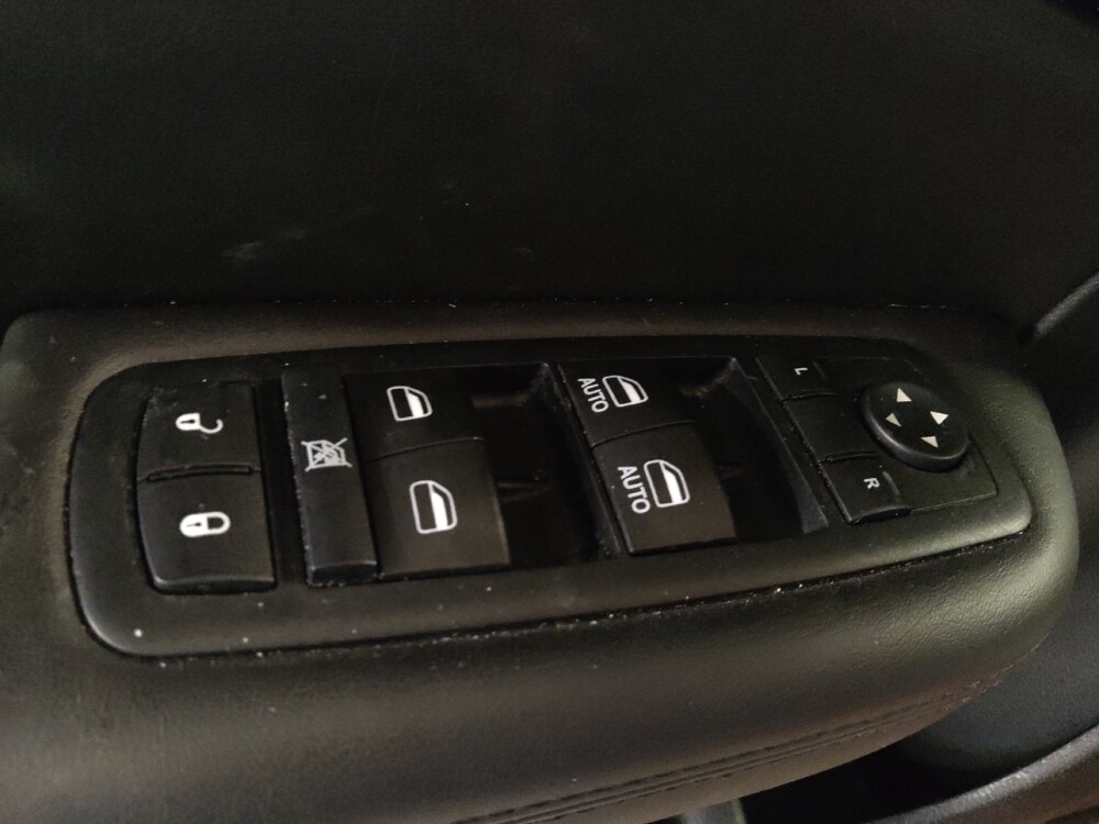 2015 Chrysler 200 in Baton Rouge, LA 70816 - 18134542 27