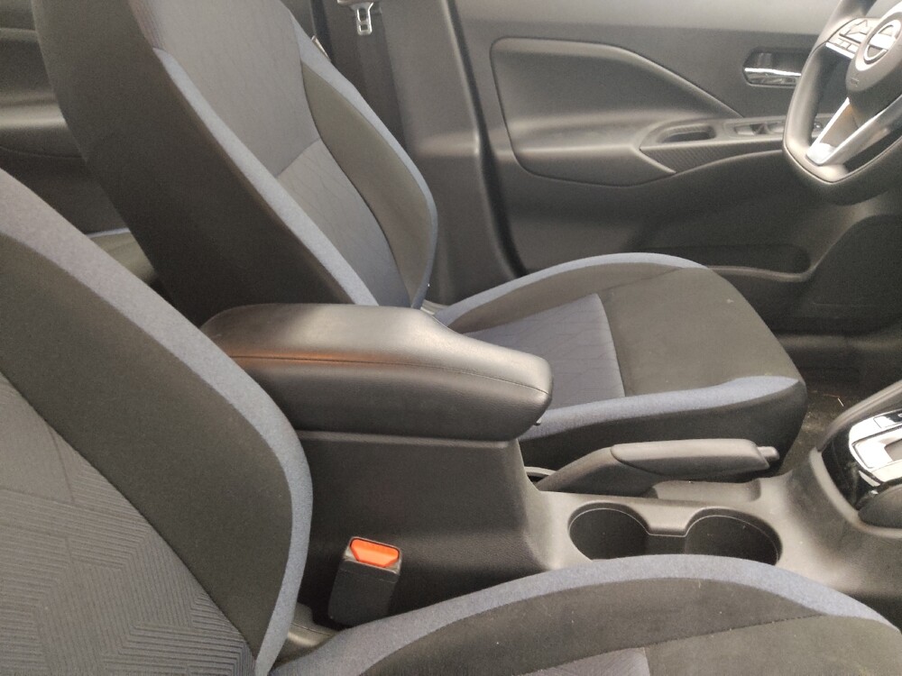 2025 Nissan Versa in Lakeland, FL 33815 - 18134545 21