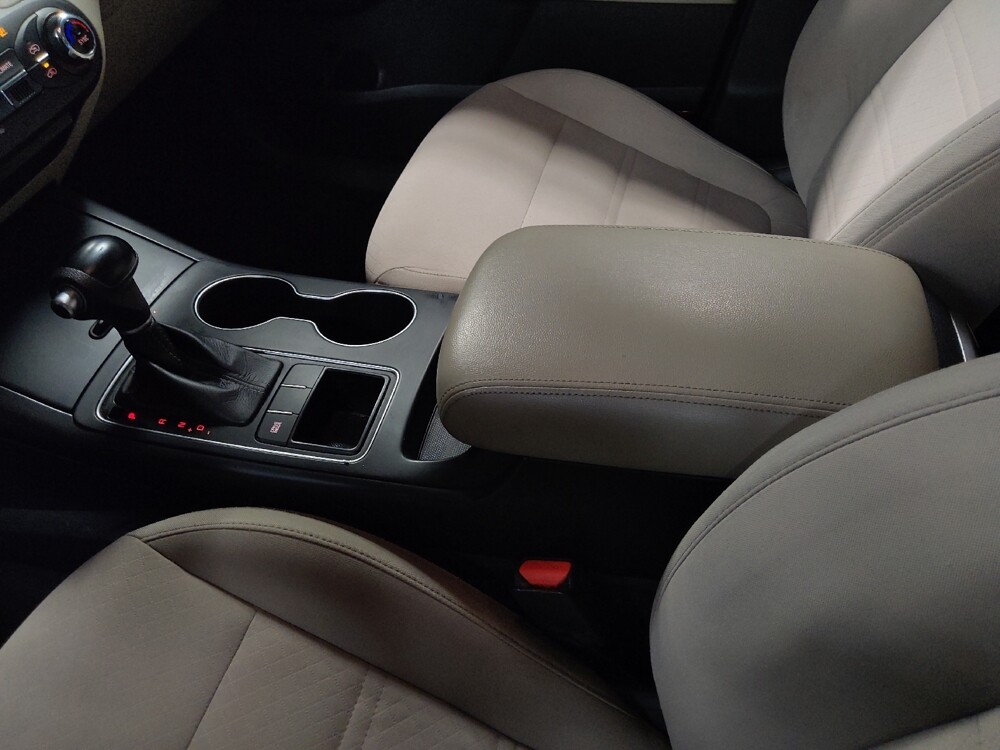 2018 Kia Sorento in Lakeland, FL 33815 - 18134549 26