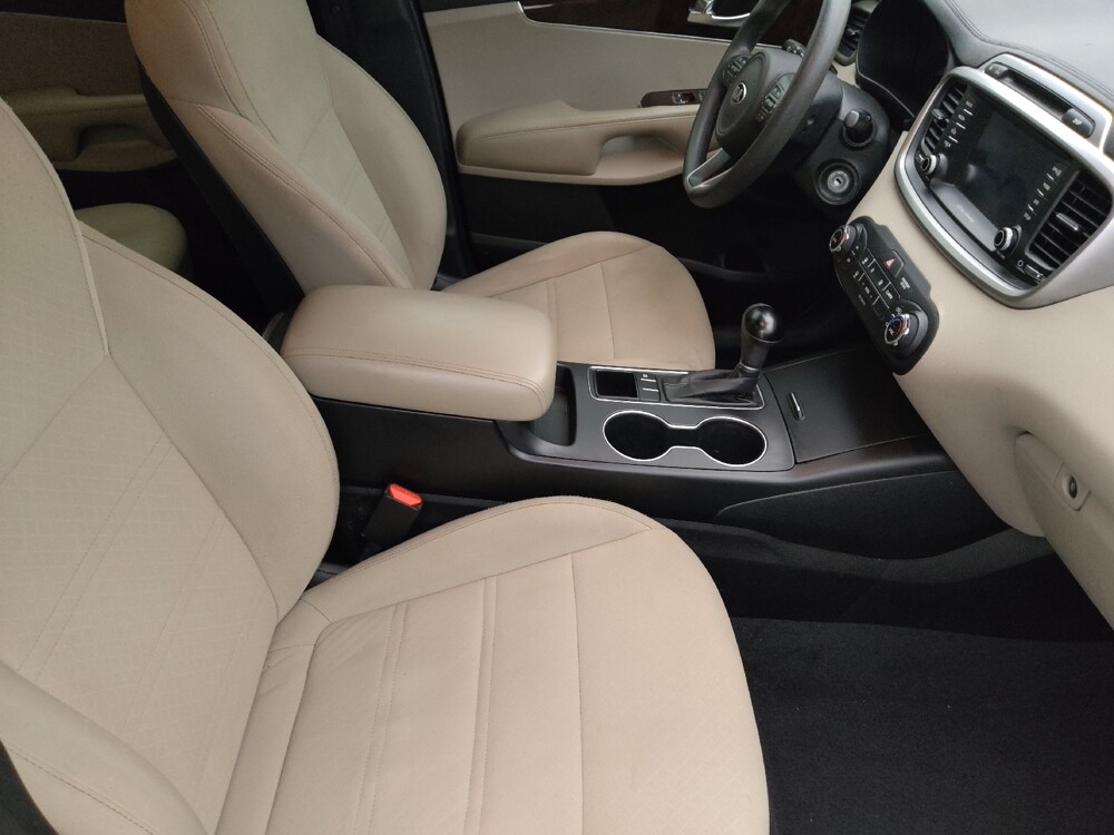 2018 Kia Sorento in Lakeland, FL 33815 - 18134549 21