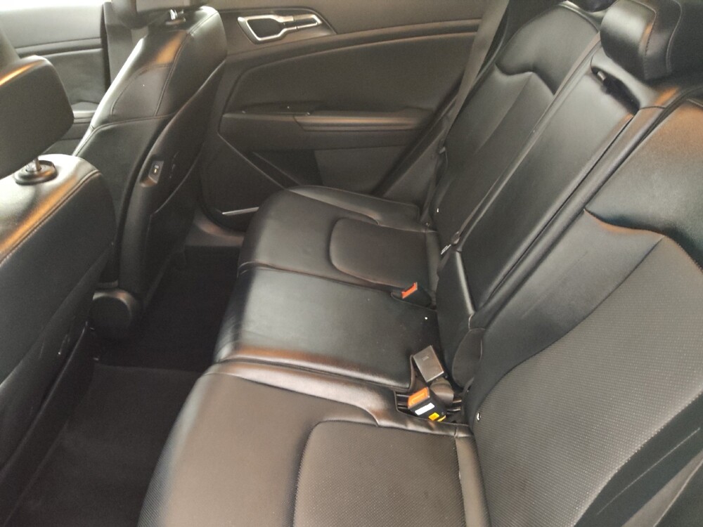 2023 Kia Sportage in Tampa, FL 33619 - 18134562 18