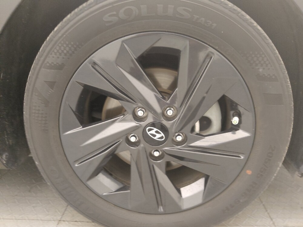 2023 Hyundai Elantra in Fort Myers, FL 33907 - 18134563 31