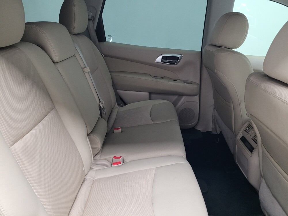 2017 Nissan Pathfinder in Las Vegas, NV 89102 - 18134570 19