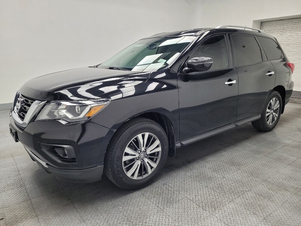 2017 Nissan Pathfinder in Las Vegas, NV 89102 - 18134570 2