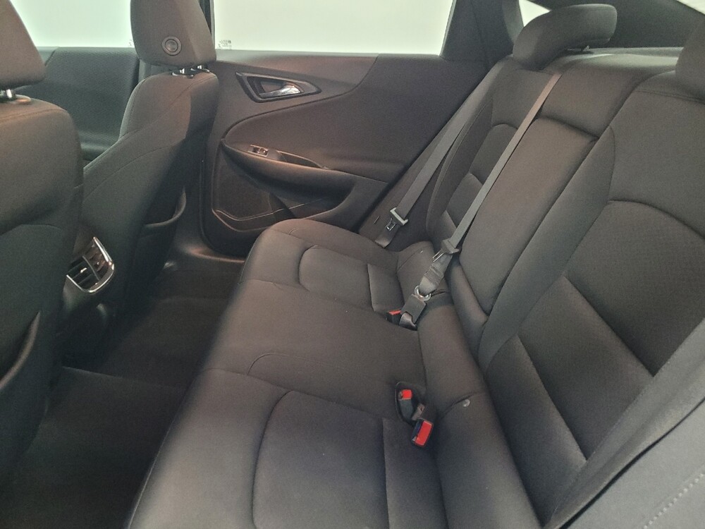 2021 Chevrolet Malibu in Las Vegas, NV 89104 - 18134576 18