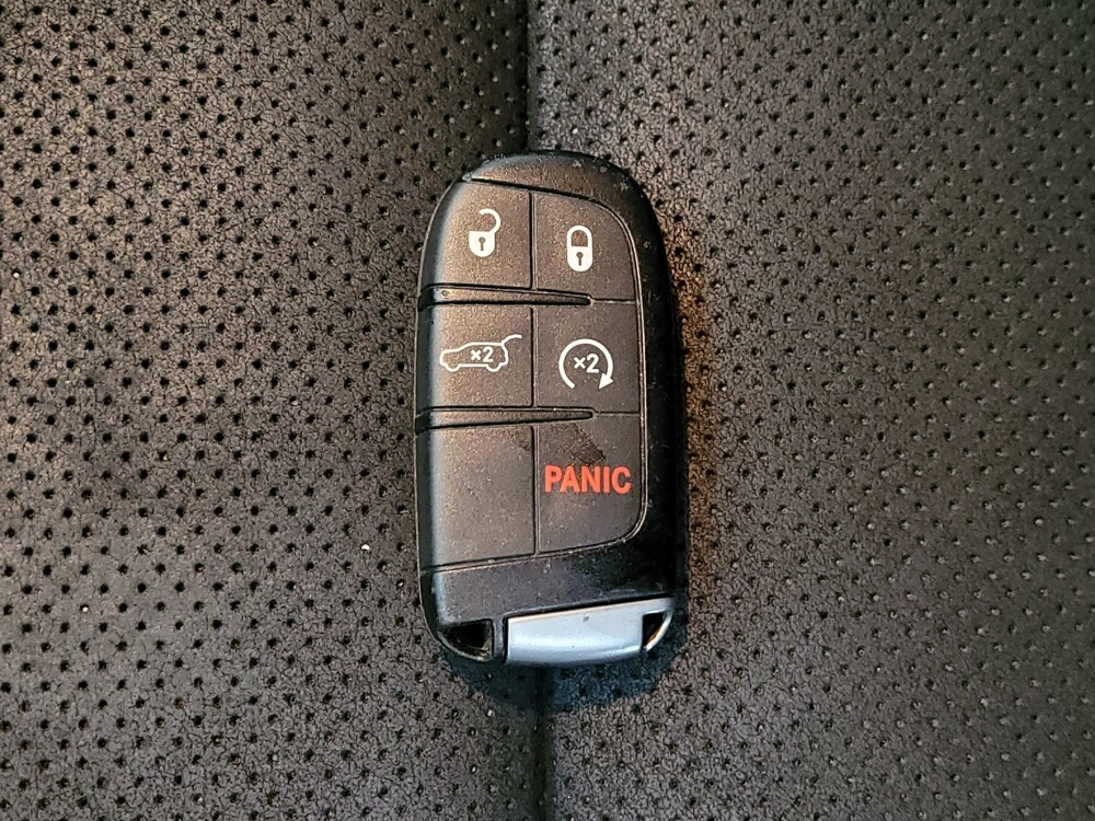 2019 Jeep Grand Cherokee in Marietta, GA 30062 - 18134581 32