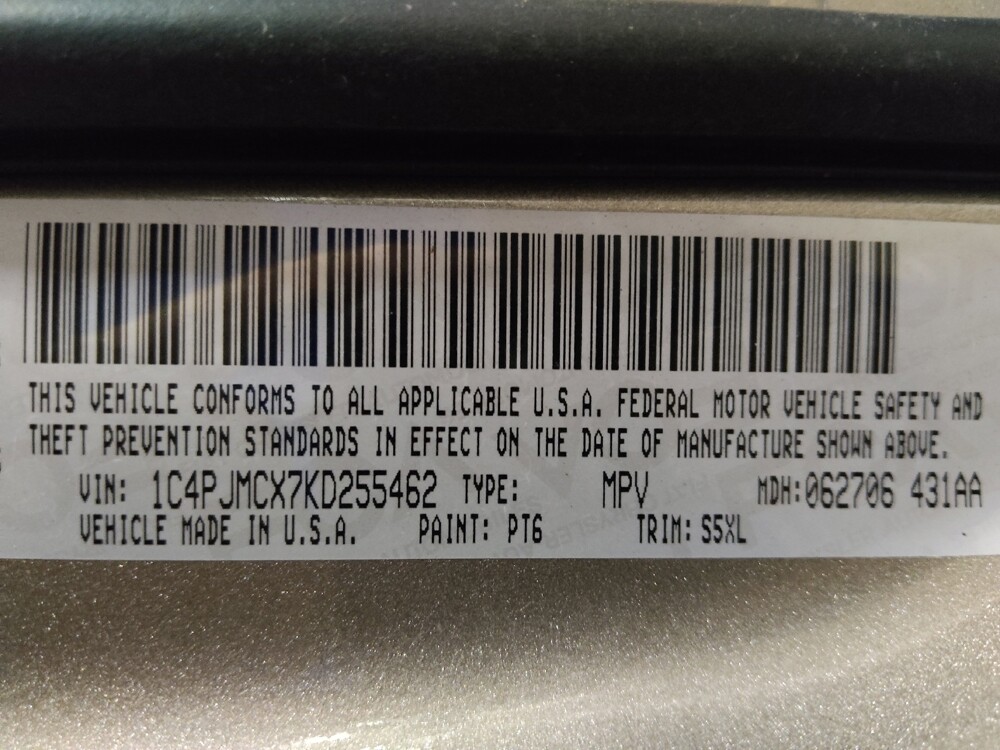 2019 Jeep Cherokee in Jacksonville, FL 32225 - 18134584 33