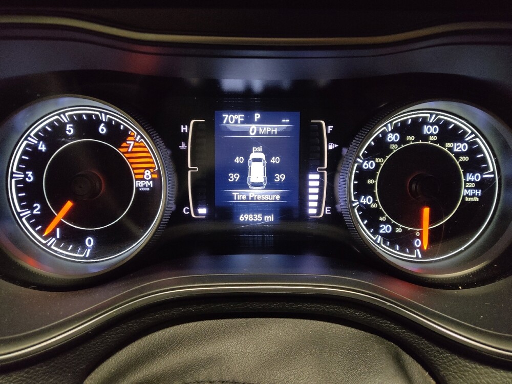 2019 Jeep Cherokee in Jacksonville, FL 32225 - 18134584 23