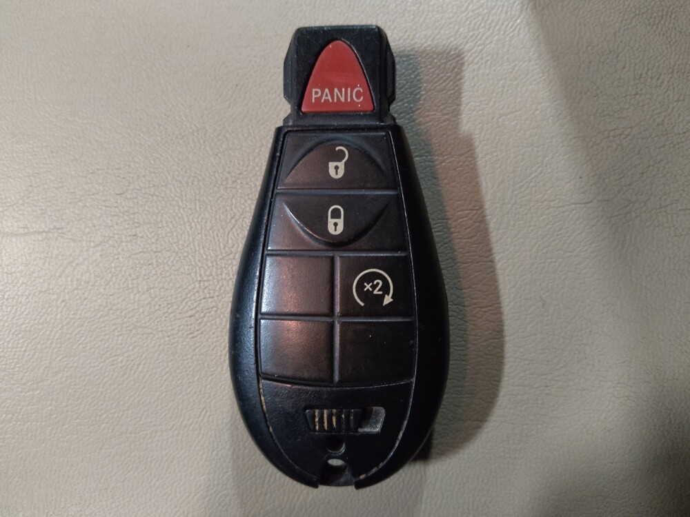 2019 Jeep Cherokee in Jacksonville, FL 32225 - 18134584 32