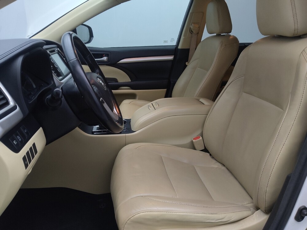 2018 Toyota Highlander in Pensacola, FL 32505 - 18134588 17