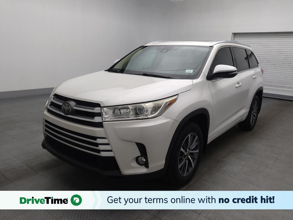 2018 Toyota Highlander in Pensacola, FL 32505 - 18134588