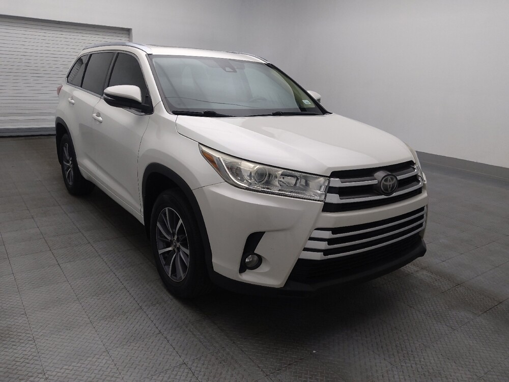 2018 Toyota Highlander in Pensacola, FL 32505 - 18134588 13