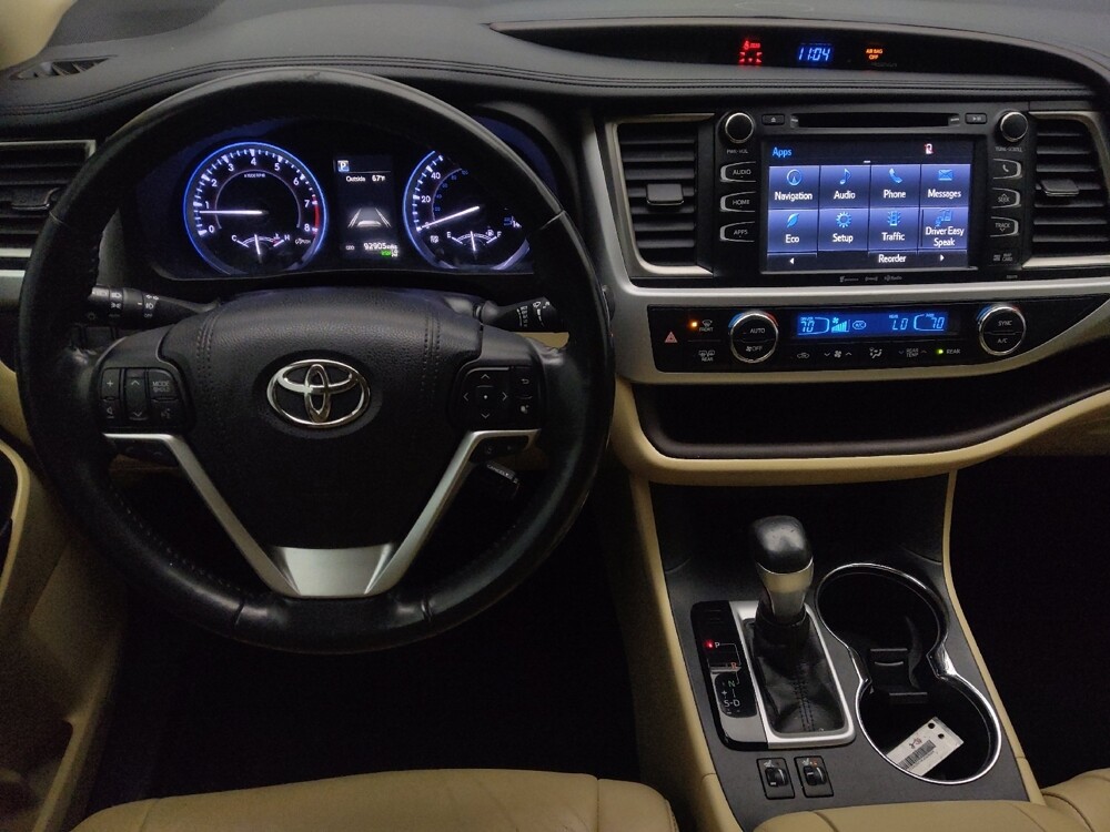 2018 Toyota Highlander in Pensacola, FL 32505 - 18134588 22