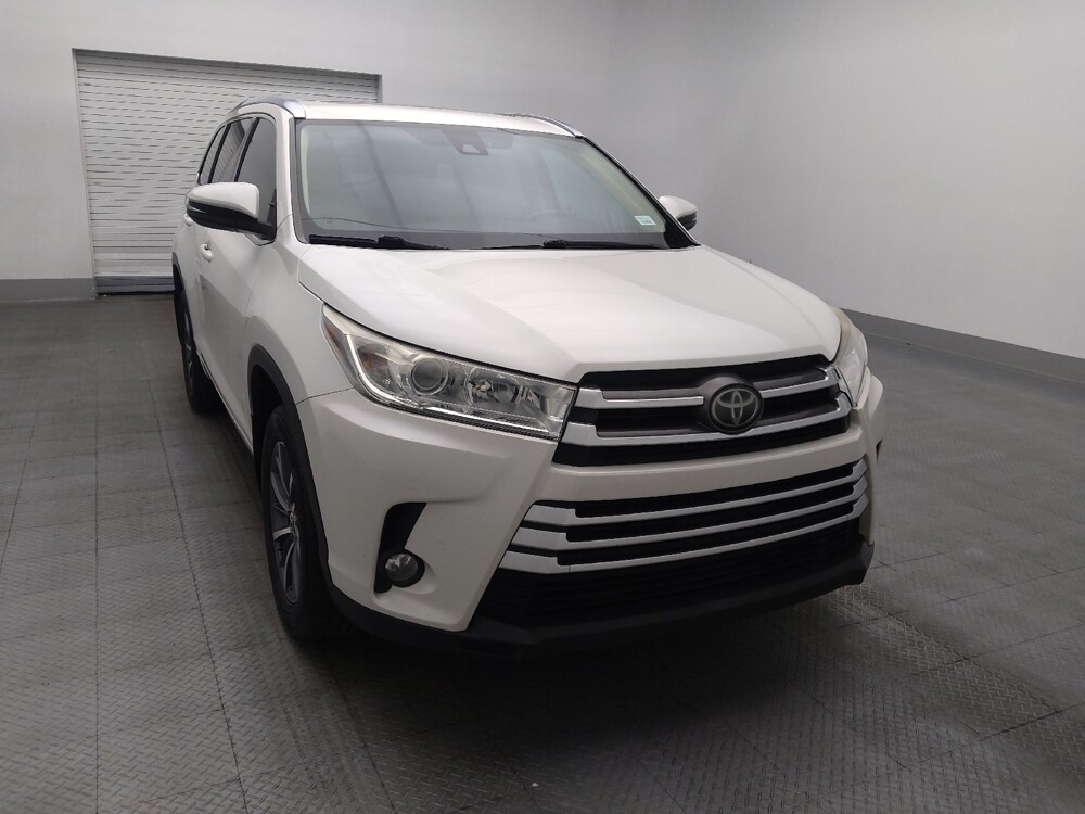 2018 Toyota Highlander in Pensacola, FL 32505 - 18134588 14