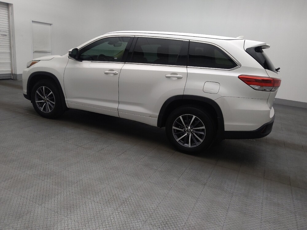 2018 Toyota Highlander in Pensacola, FL 32505 - 18134588 3