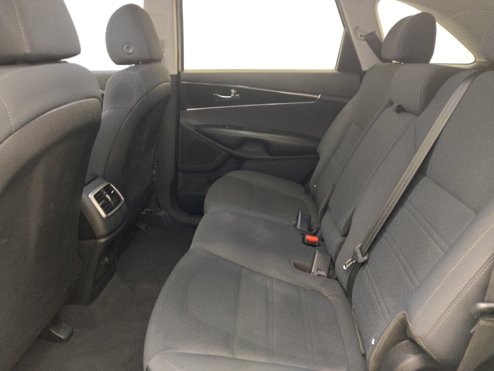 2019 Kia Sorento in Mobile, AL 36606 - 18134589 18