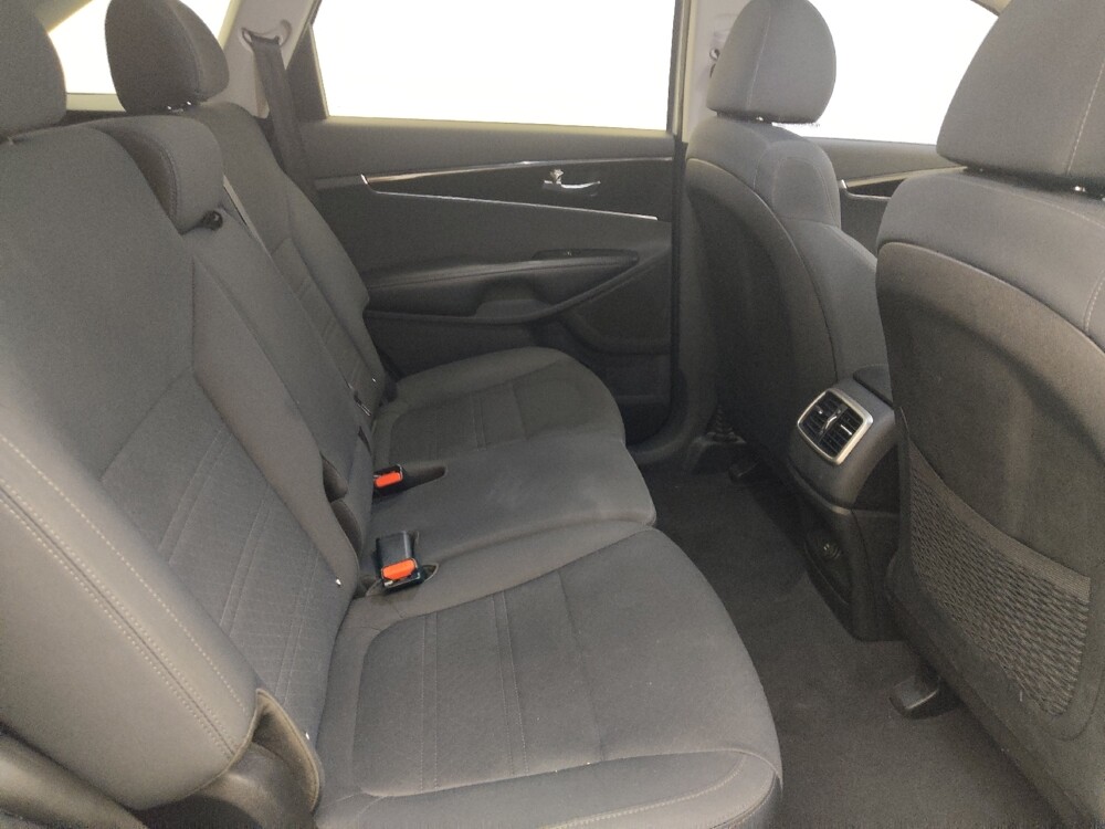 2019 Kia Sorento in Mobile, AL 36606 - 18134589 19