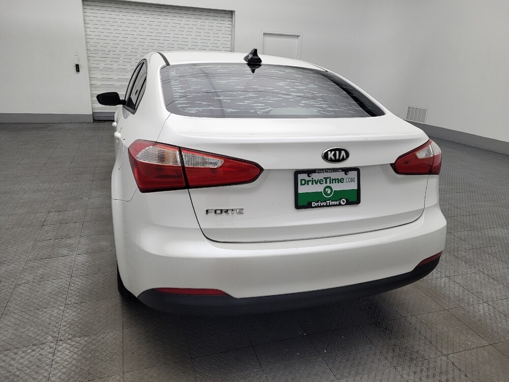 2015 Kia Forte in Jacksonville, FL 32225 - 18134591 6