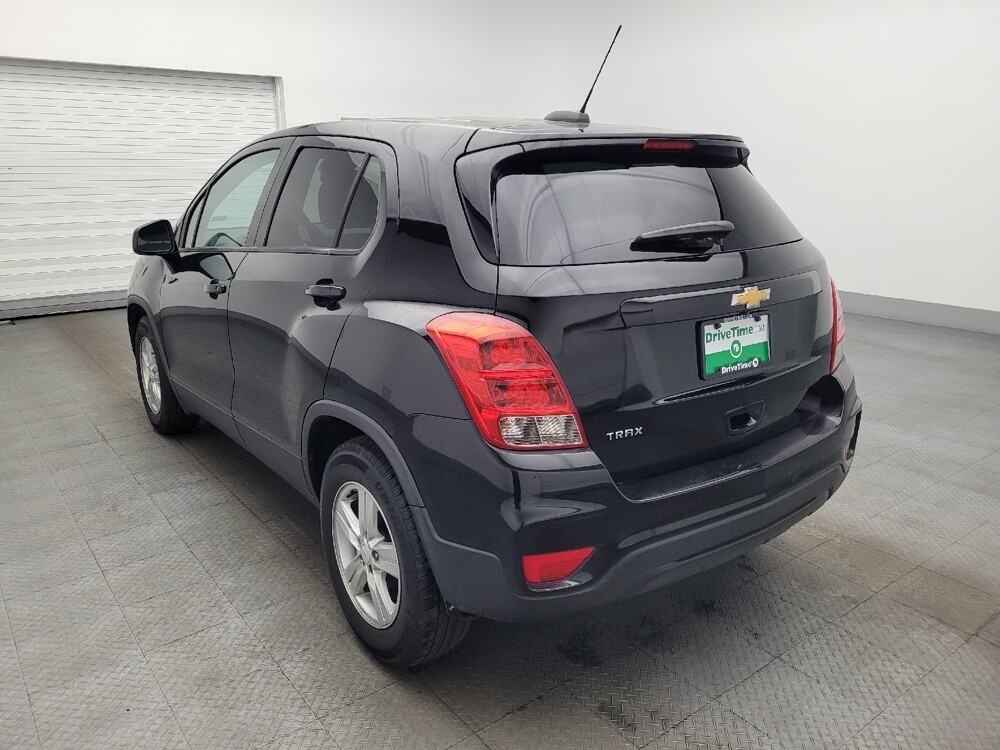 2020 Chevrolet Trax in Pensacola, FL 32505 - 18134592 5