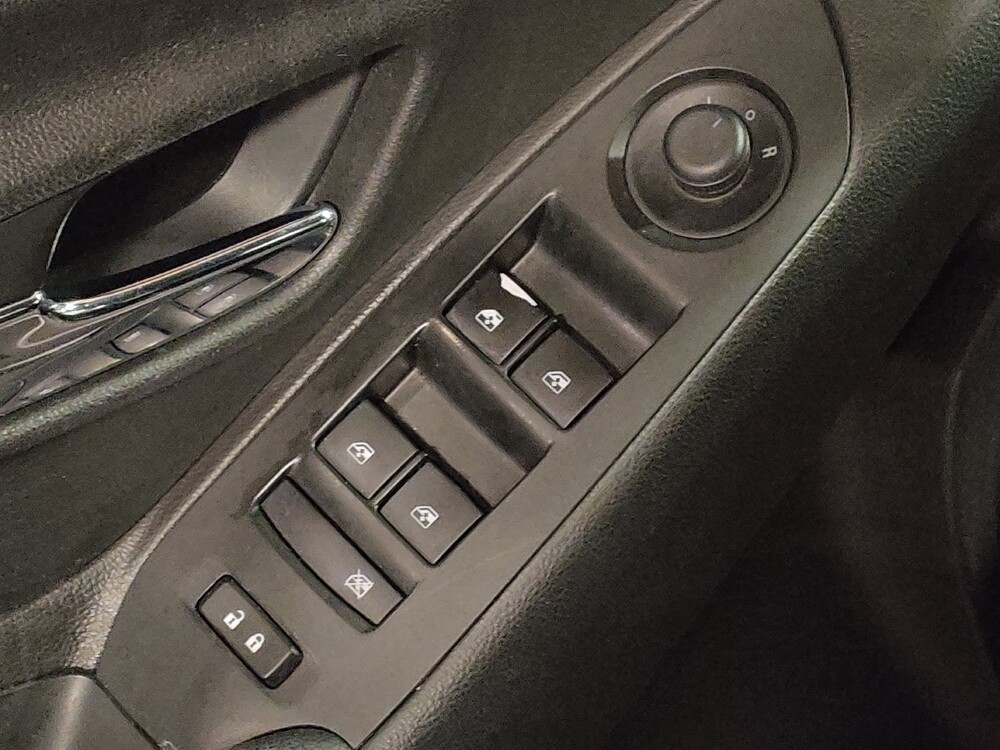 2020 Chevrolet Trax in Pensacola, FL 32505 - 18134592 27