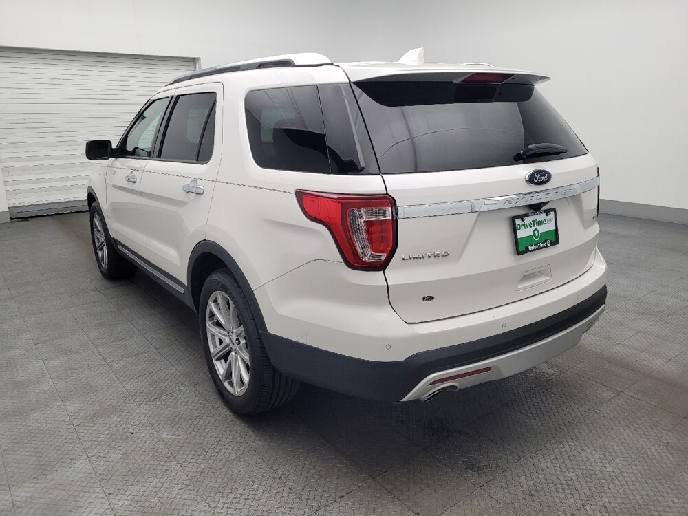 2017 Ford Explorer in Jacksonville, FL 32225 - 18134596 5
