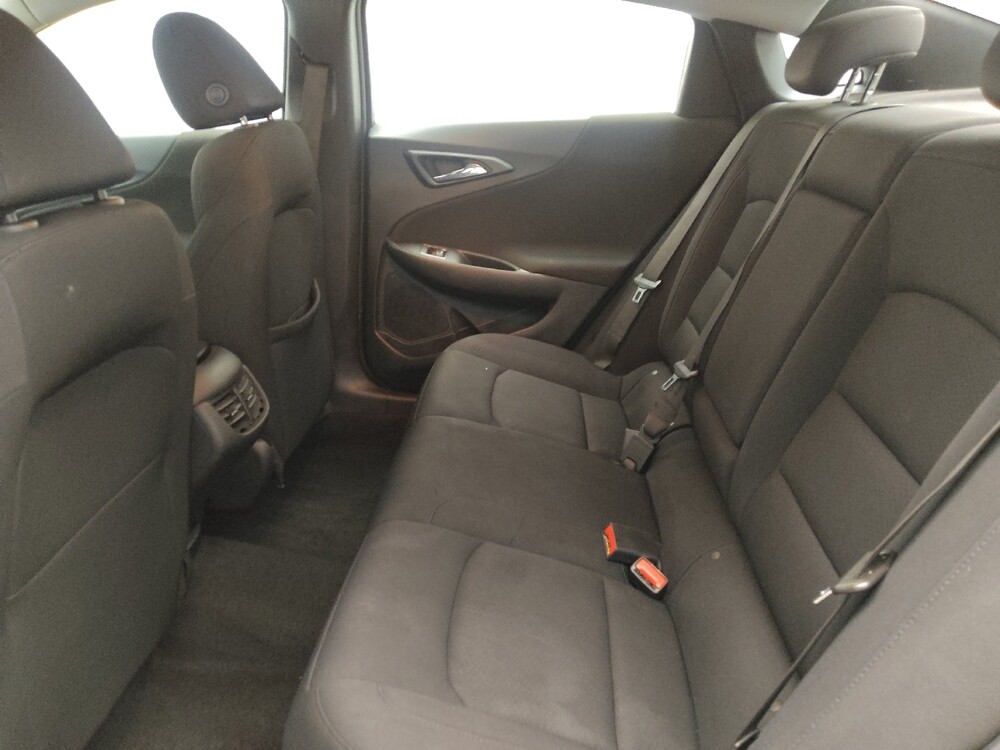 2023 Chevrolet Malibu in Pensacola, FL 32505 - 18134600 18