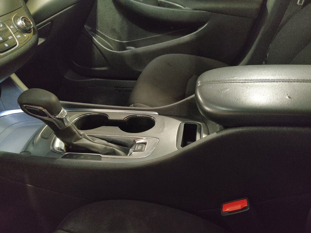 2023 Chevrolet Malibu in Pensacola, FL 32505 - 18134600 26