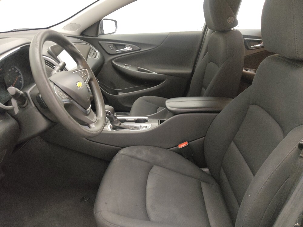 2023 Chevrolet Malibu in Pensacola, FL 32505 - 18134600 17